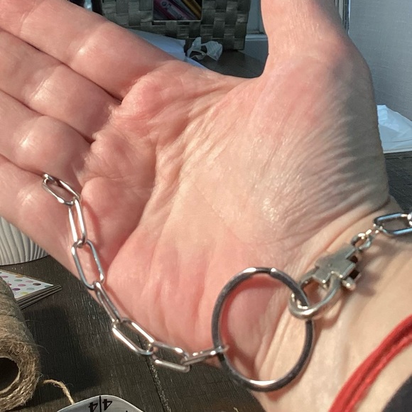 Choker Paper Clip Link Choker/Cross - Picture 2 of 4